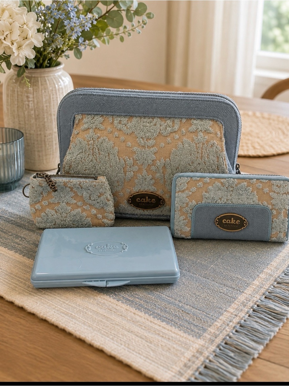 CAKE by Petunia Pickle Bottom purse / diaper bag set